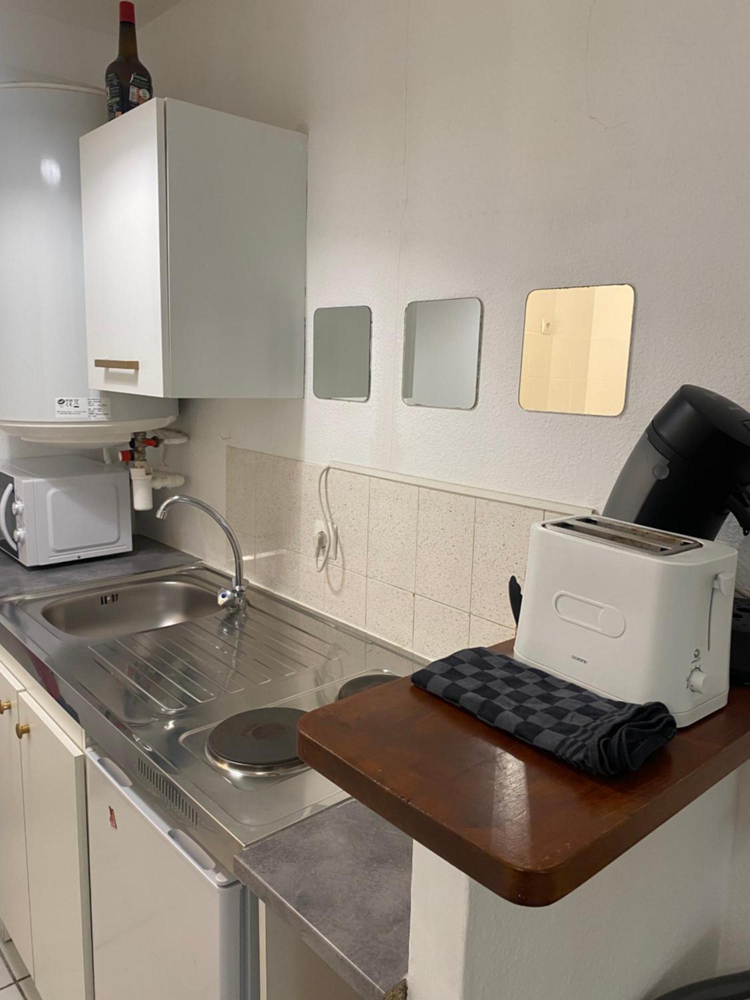 Studio A 5 Mn A Pied De La Gare Saint-Roch Montpellier Ngoại thất bức ảnh